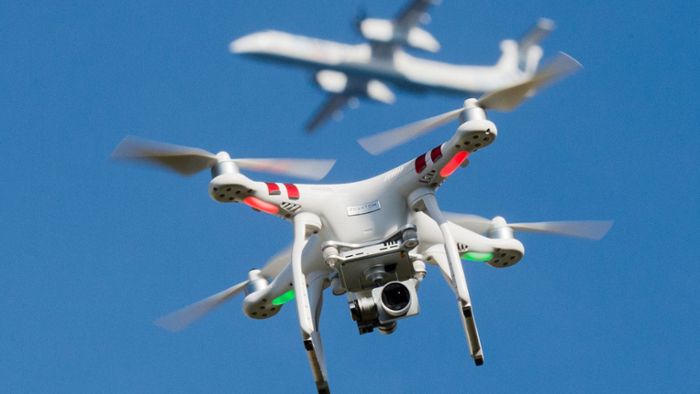 Was man gegen  Drohnen an  Flughäfen tun kann