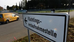 In Baden-Württemberg soll die Zahl der Erstaufnahmestellen für Flüchtlinge deutlich steigen.  Foto: dpa