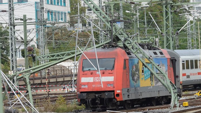 Zugverkehr am Stuttgarter Hauptbahnhof weiter eingeschränkt