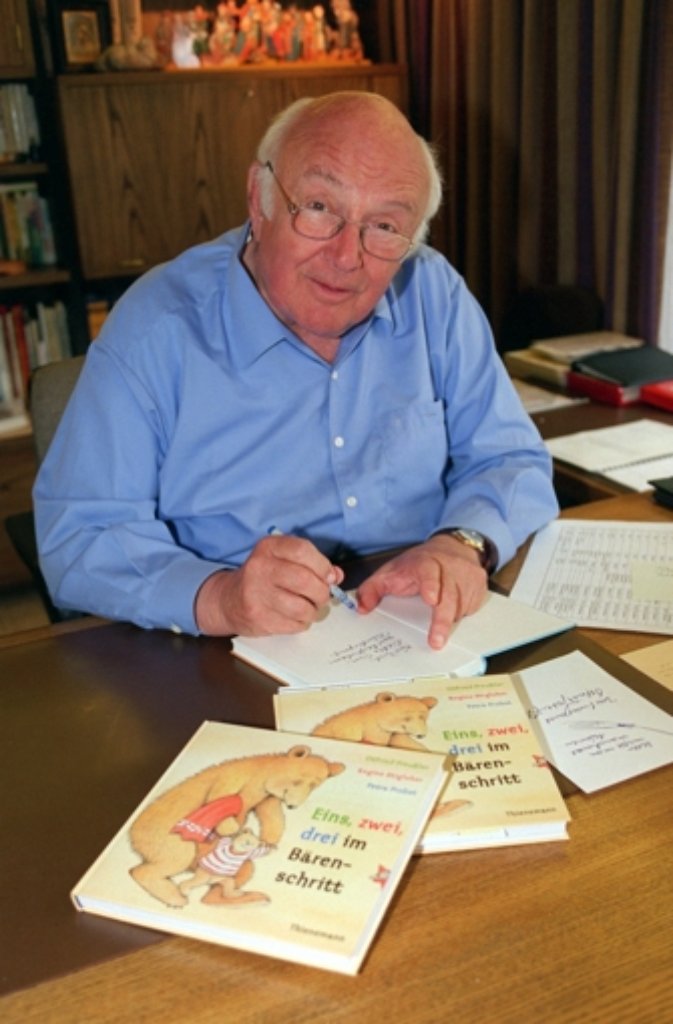 Der Kinderbuchautor Otfried Preußler ist tot. Er starb am Montag in Prien am Chiemsee im Alter von 89 Jahren.