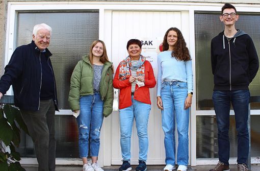 Der Sprecher Gerhard Fürst, Schülerin   Maja, Anne Franke, eine der SAK-Leiterinnen, Schülerin Sonia  sowie der Schüler Benedikt (von links) hoffen auf mehr Teilnehmer. Foto: Holowiecki