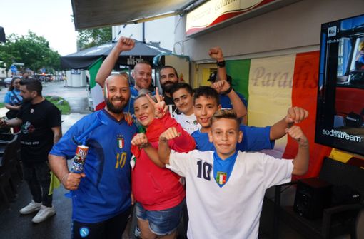 Das Daumendrücken hat geholfen. Italien steht im Finale. Foto: Andreas Rosar Fotoagentur-Stuttg
