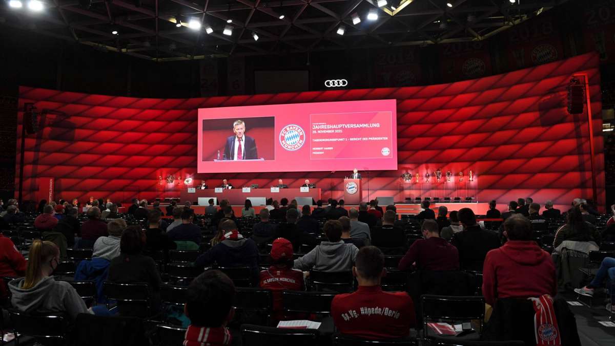 FC Bayern München: Uli Hoeneß sprachlos – Bayern-Versammlung endet im Tumult