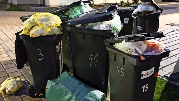 Mülltonnen bleiben im westlichen Kreis Esslingen teilweise ungeleert