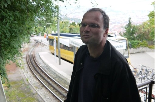 Hans-Joachim Knupfer ist bei den Stuttgarter Straßenbahnen (SSB) der Experte für die Zahnradbahn. Foto: Nina Ayerle