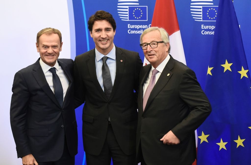 Vertreter der EU und Kanada haben das Veta-Abkommen unterzeichnet.