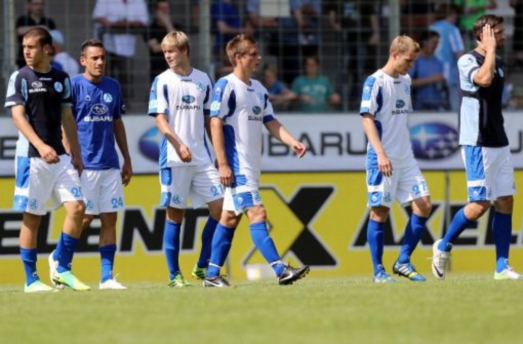 Die Stuttgarter Kickers sind denkbar schlecht in die Drittliga-Saison gestartet. Die Kickers verloren ihr Heimspiel gegen den FC Rot-Weiß Erfurt mit 0:1.