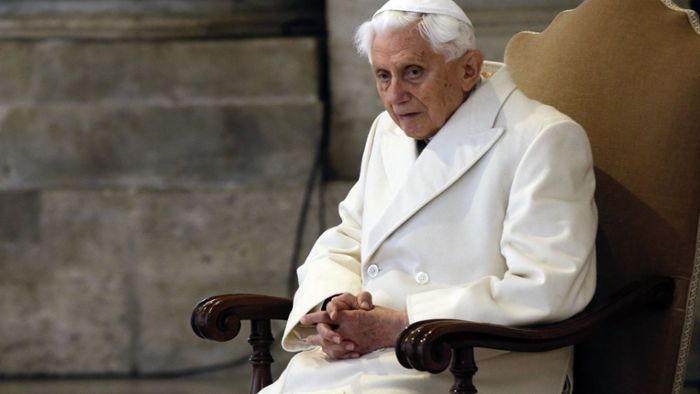 Ex-Papst Benedikt irritiert mit Zölibat-Plädoyer
