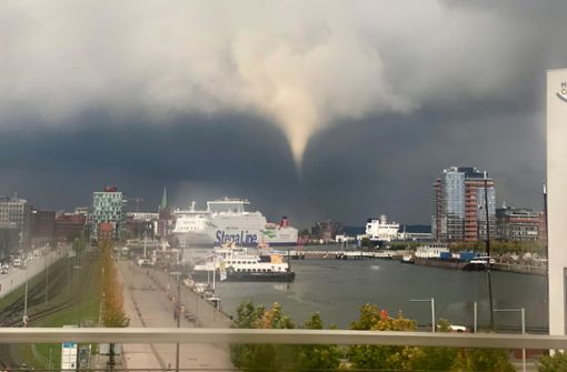 Ein Tornado hat die Stadt Kiel heimgesucht. Foto: dpa/Philipp Brandl
