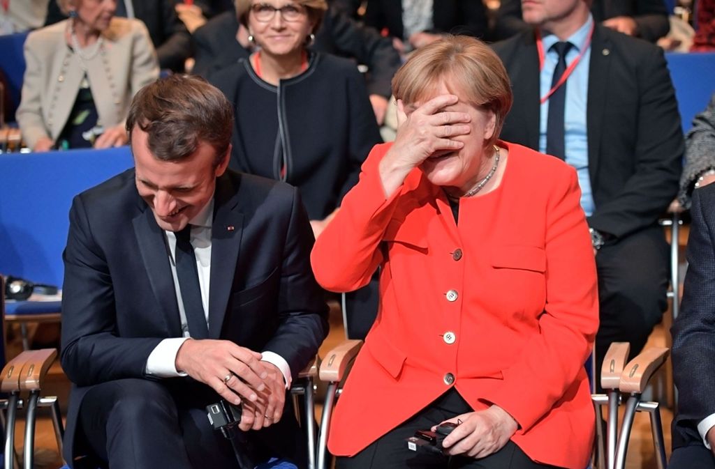 Sichtlich vergnügt haben der französische Staatspräsident Emmanuel Macron und die deutsche Bundeskanzlerin Angela Merkel die diesjährige Buchmesse in Frankfurt eröffnbet.