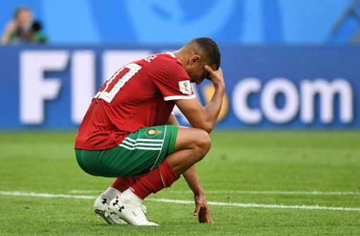 Aziz Bouhaddouz traf bei der WM 2018 für Tunesien ins eigene Tor – und war danach untröstlich. Foto: AFP