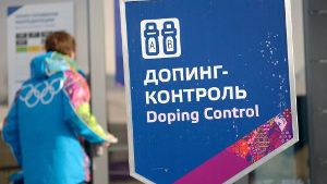 Fünf Athleten sind bisher bei den olympischen Winterspielen in Sotschi positiv getestet worden. Foto: dpa