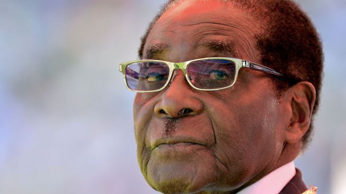 Simbabwes Präsident tritt zurück