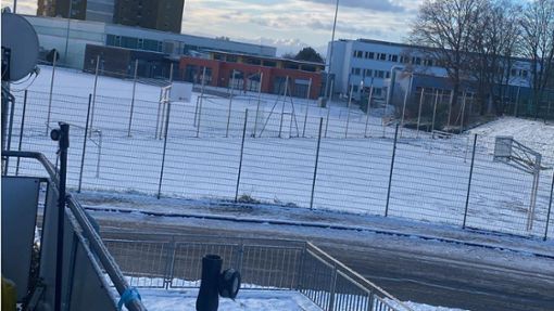Wintereinbruch in Ehingen. An ein Fußballspiel war am Samstag nicht zu denken. Foto: privat
