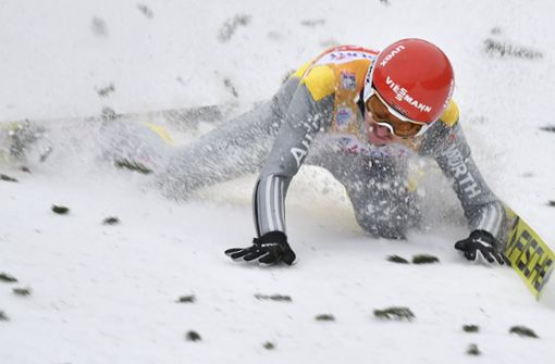 Richard Freitag stürzte am Donnerstag in Innsbruck. Foto: AP