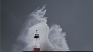 Leuchtturm im englischen Newhaven während des Sturms. Foto: AFP/GLYN KIRK