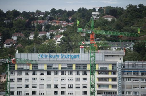 Wegen des Verdachts auf Abrechnungsbetrug bei der Behandlung ausländischer Patienten am Klinikum Stuttgart hat die Staatsanwaltschaft 24 Wohnungen und Geschäftsräume in mehreren Bundesländern durchsucht. Foto: dpa