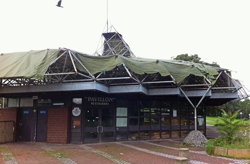 Das Dach beim Pavillon muss komplett renoviert werden Foto: Decksmann