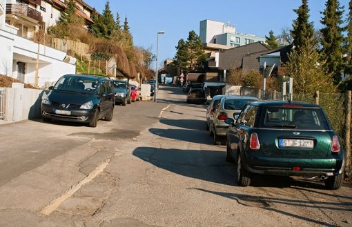 Die Straße Sonnenbühl und die Abraham-Wolf-Straße sollen ausgebaut werden. Nach Ostern sollen die Bauarbeiten starten. Foto: Stefanie Käfferlein