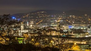Großstadtlichter lassen Stuttgart leuchten