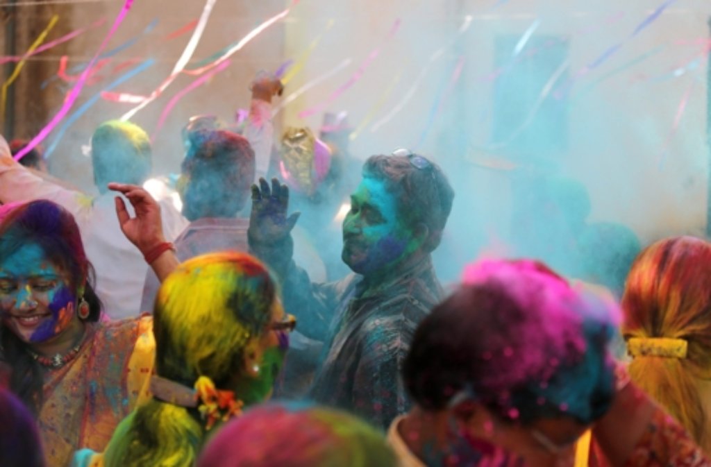 Das Holi-Fest versetzt jedes Jahr im Frühling Millionen Menschen in einen Farbenrausch.