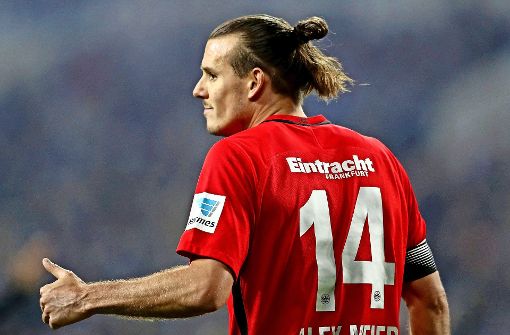 Alex Meier von Eintracht Frankfurt muss pausieren. Foto: Bongarts