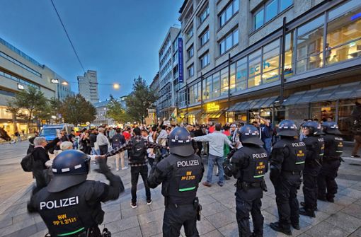 Pro-palästinensische Kundgebung in der Stuttgarter Innenstadt. Foto:  