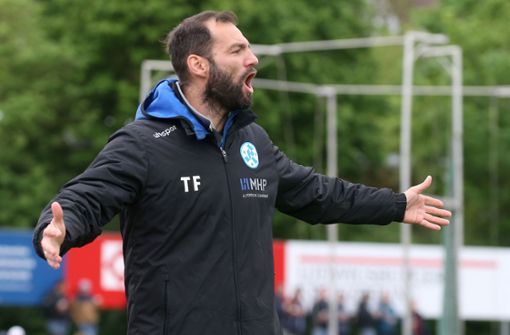 Trainer Tobias Flitsch kann mit der Leistung seines Teams nicht zufrieden sein. Foto: Pressefoto Baumann