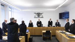 Schmiergeld per Überweisung:  Richter spricht von einem   „Saustall“