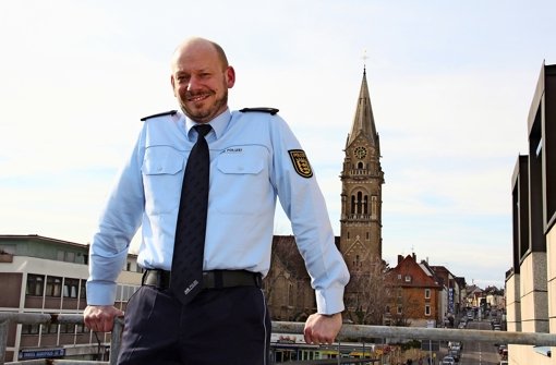 Der neue Revierleiter Volker Kehl setzt auf Prävention und Bürgernähe. Foto: Bernd Zeyer