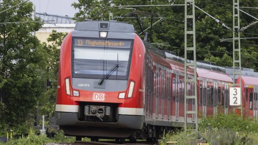 Die Züge der S 3 fahren seit Montagmorgen wieder planmäßig. Foto: imago images/Arnulf Hettrich