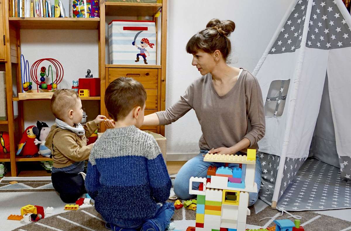 Wenn die Eltern es wollen, unterhält sich Karolina Dürr mit ihren kleinen Schützlingen auch auf Englisch. Foto: privat