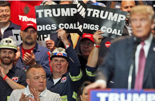 Der designierte US-Präsident Donald Trump hat bei den Beschäftigten der Kohle-Industrie viele Freunde, weil er auf fossile Energien setzt. Foto: AP
