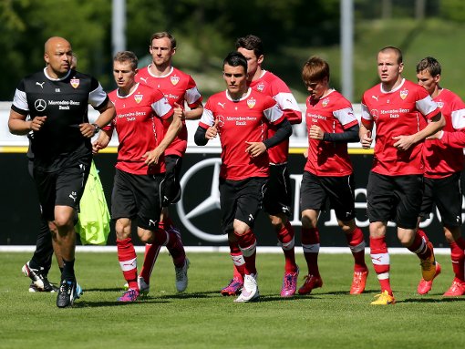 Der VfB Stuttgart bereitet sich auf sein Heimspiel gegen den SC Freiburg vor. Wir haben die Bilder vom Dienstagsnachmittags-Training. Foto: Pressefoto Baumann