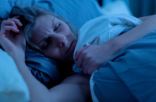 Stress, Kaffee und Co: Menschen mit Einschlafproblemen können selbst etwas zu einem guten Schlaf beitragen (Symbolbild). Foto: dpa-tmn