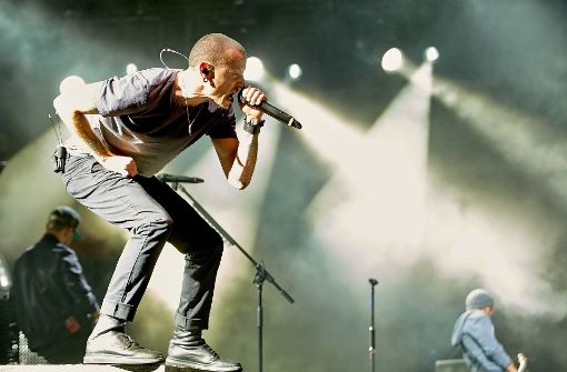 Chester Bennington, Sänger der US Rockband Linkin Park, 2014 beim Rockfestival „Rock am Ring.“ (Archivfoto). Foto: dpa