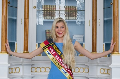 Miss Baden-Württemberg Celine Willers geht ins Trainingscamp für die nächste Miss-Germany-Wahl und nimmt neben Schminke und Klamotten auch unfertige Forschungsberichte mit. Die 21-Jährige studiert in der Uni Hohenheim Kommunikationswissenschaften. Foto: dpa