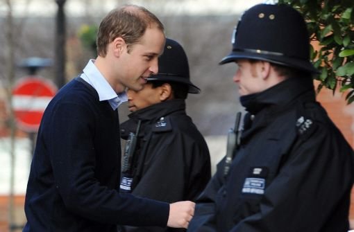 Prinz William besucht seine schwanger Frau Kate im Krankenhaus. Die Herzogin verbringt ... Foto: dpa