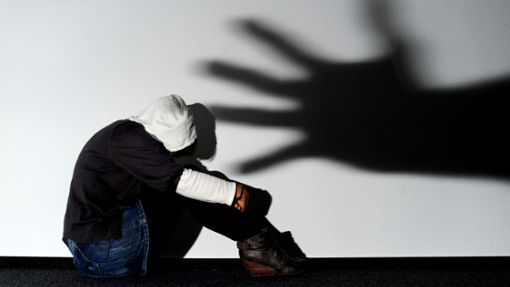 Haben in einer Marbacher Kellerwohnung Vergewaltigungen stattgefunden? Foto: dpa/Julian Stratenschulte