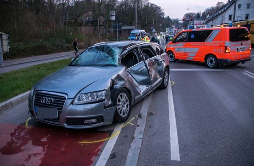 Der Audi-Fahrer wurde bei dem Unfall schwer verletzt. Foto: 7aktuell.de/Andreas Werner