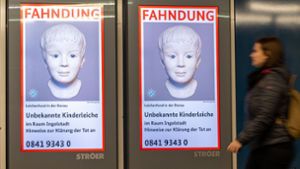 Spezialisten konnten das Gesicht des unbekannten Kindes rekonstruieren. Foto: dpa/Peter Kneffel