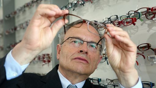 Günther Fielmann, Gründer der gleichnamigen Optikerkette, ist gestorben. (Archivfoto) Foto: dpa/A3390 Kay Nietfeld