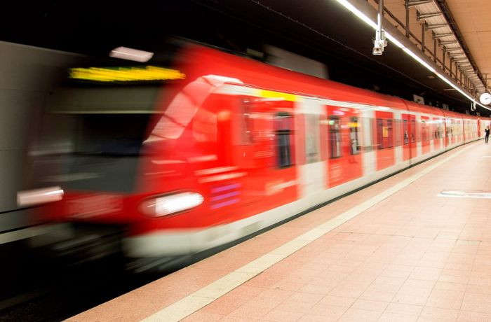 Zugausfälle in Stuttgart: Luftballon verursacht S-Bahn-Störung
