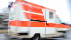Krankenwagen erfasst  Kind – Polizei sucht Zeugen