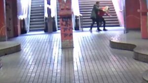 Überfall in U-Bahn live gefilmt