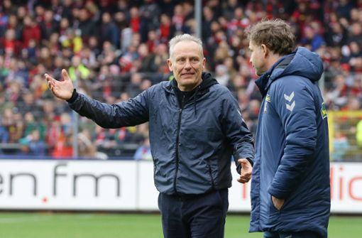 Christian Streich (li.) wird am Samstag von seinem Co-Trainer Lars Voßler vertreten Foto: Pressefoto Baumann/Hansjürgen Britsch
