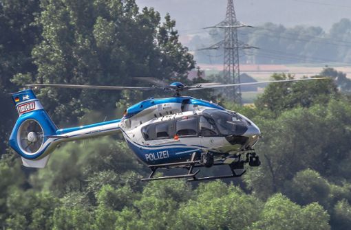 Ein Hubschrauber beteiligte sich an der Fahndung. Foto: Polizeipräsidium Einsatz/Airbus Helicopters (c) Charles A