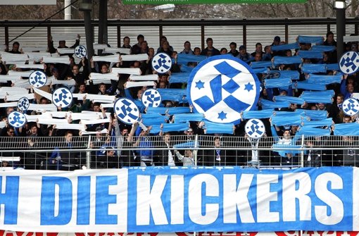Volle Ränge bei den Stuttgarter Kickers im Gazi-Stadion dürften bald keine Seltenheit mehr sein.  Foto: Pressefoto Baumann