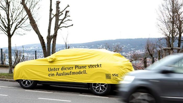 SSB lässt in Stuttgart Autos einpacken: Eine provokante Werbekampagne sorgt für Aufsehen