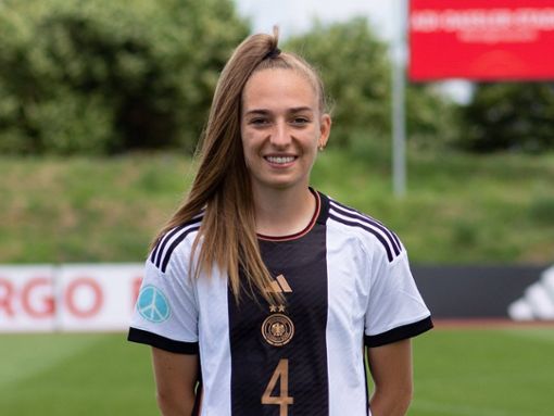 Sophia Kleinherne: Abwehrspielerin beim Bundesligisten Eintracht Frankfurt und Nationalspielerin. Foto: imago images/Eibner